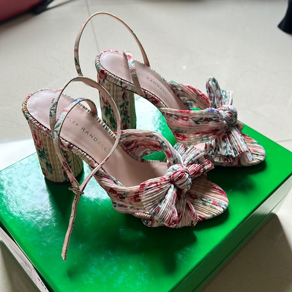 Loeffler Randall flowered block heels Size 7